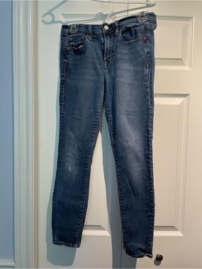 GAP Women's Straight Leg Jeans in Dark Blue Wash